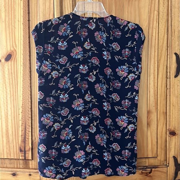 DR2 Floral Top with Lace - Picture 3 of 4